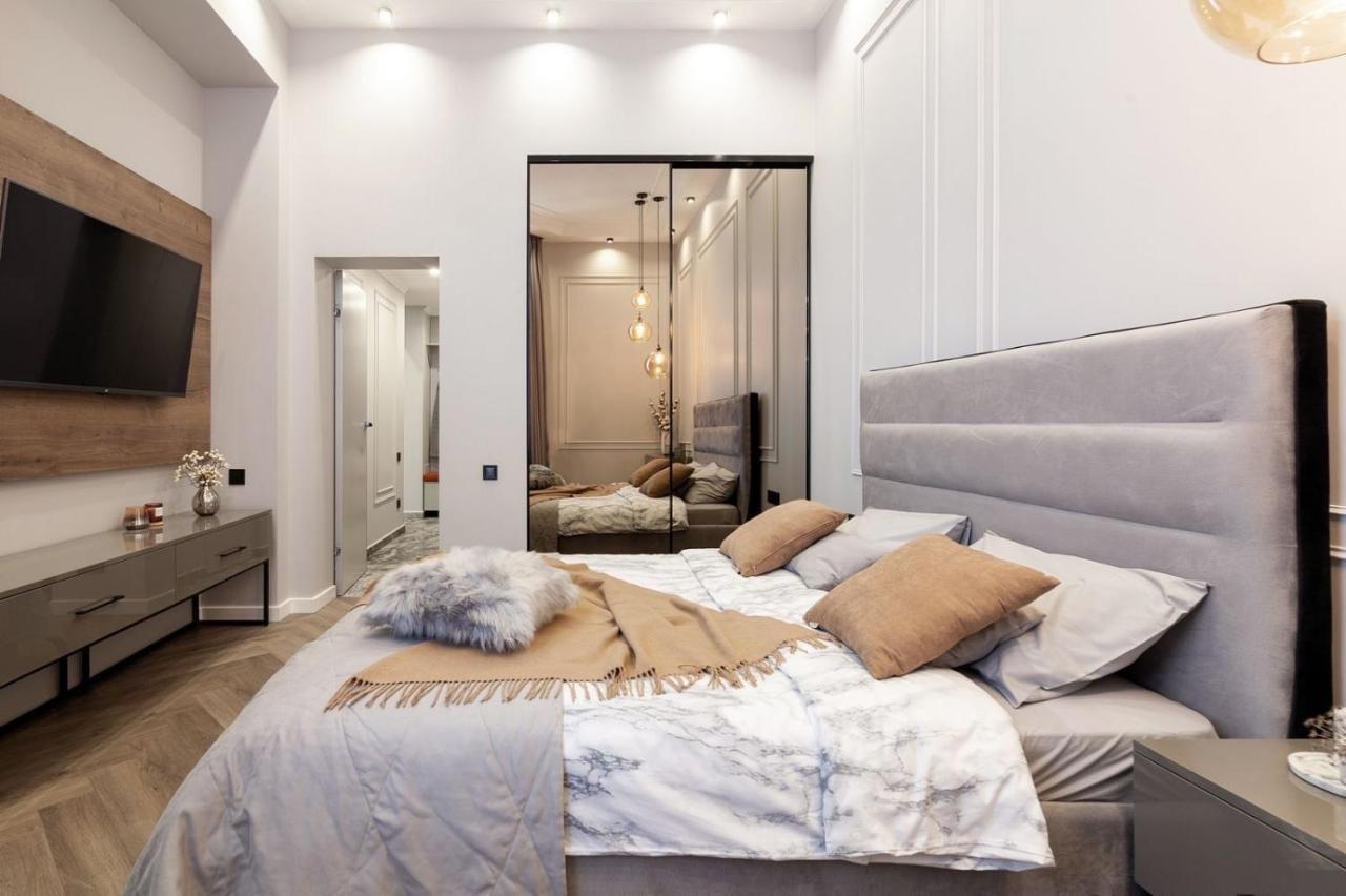 Кості Левицького 11 Lviv Exterior photo